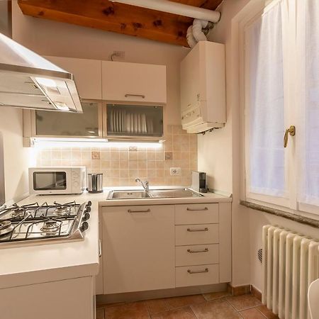 Via 5 Giornate 13 - Apartment Комо Экстерьер фото