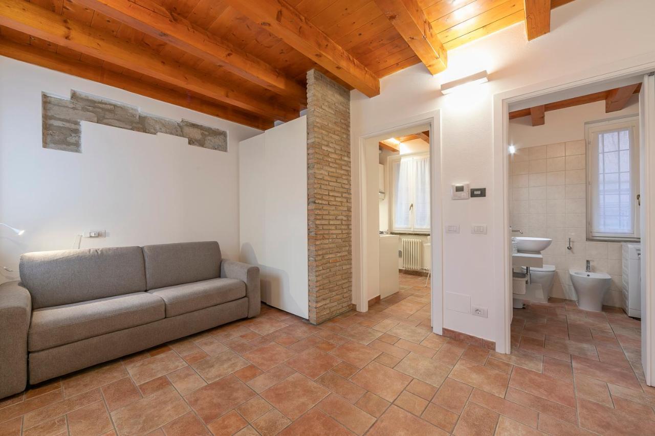 Via 5 Giornate 13 - Apartment Комо Экстерьер фото