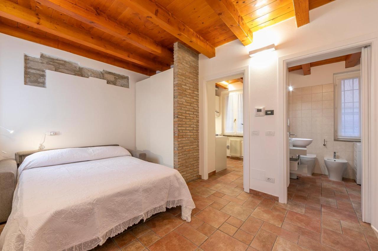 Via 5 Giornate 13 - Apartment Комо Экстерьер фото